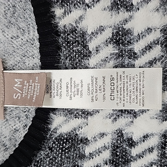 Chico's houndstooth plaid sweater poncho. Black and White, Size S/M - Picture 5 of 8